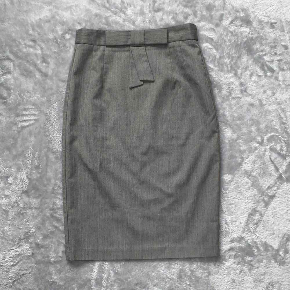 Forever 21 Gray Bow Front High Waist Pencil Skirt